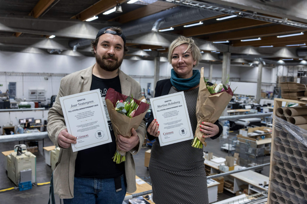 2025 års mottagare av SFF/Crimson-stipendiet, Martina Holmberg och Joar Vestergren.